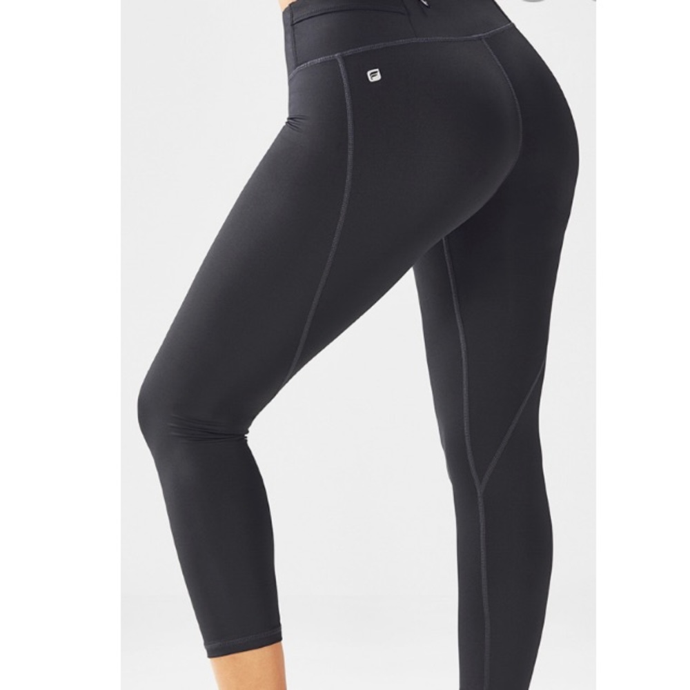 Fabletics Mid-rise Capri with Back Zipper Pocket